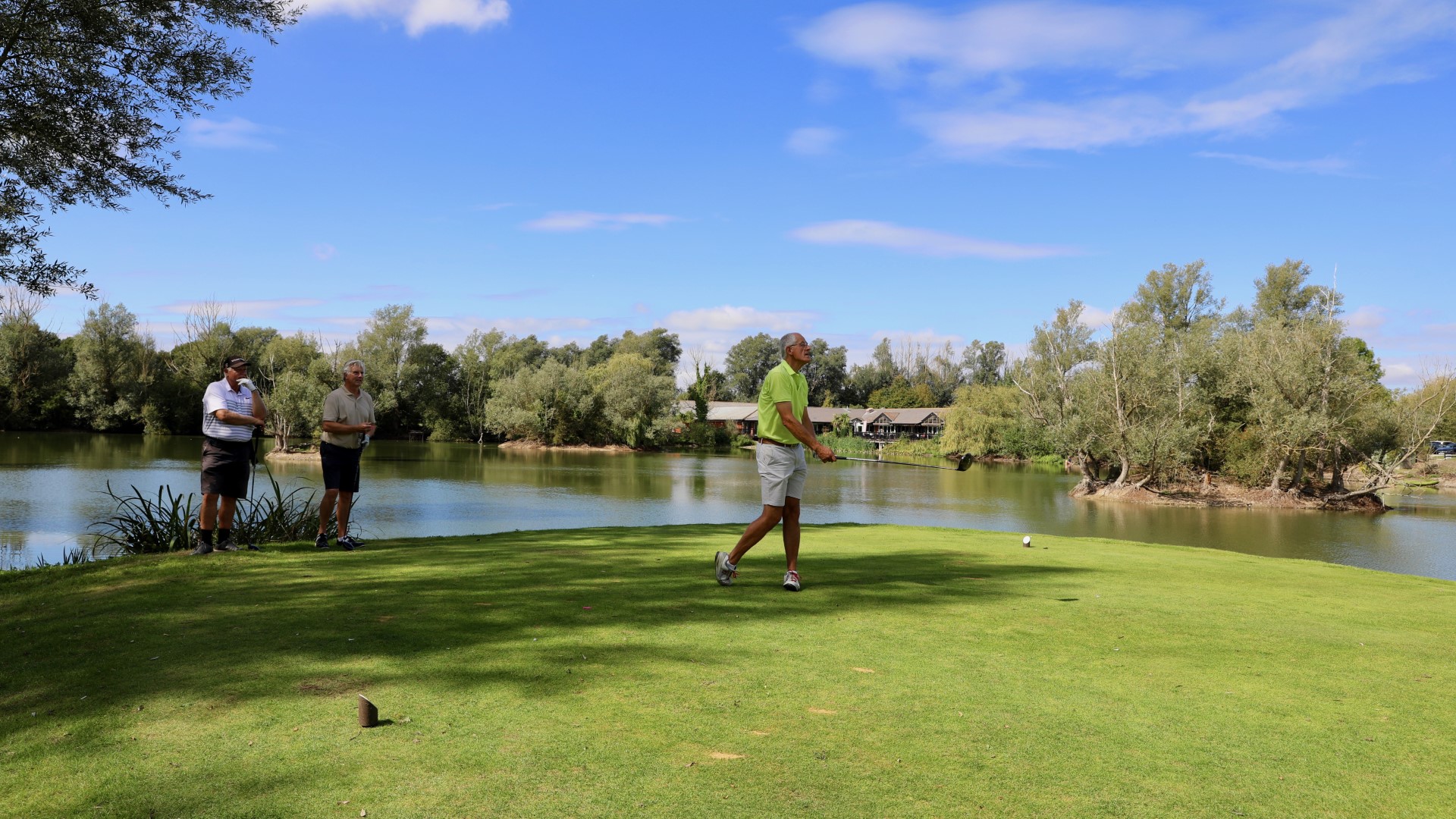 People playing golf at Benton Hall golf course